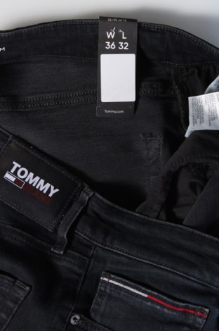 Мъжки дънки Tommy Jeans, Размер L, Цвят Син, Цена 182,49 лв.