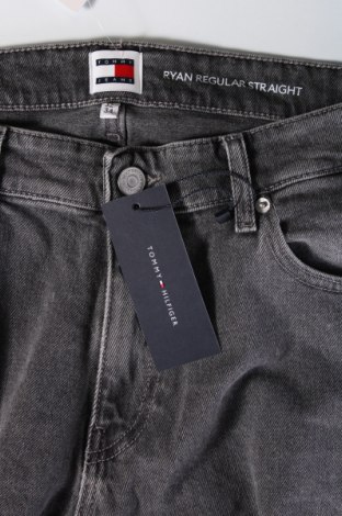 Herren Jeans Tommy Jeans, Größe M, Farbe Grau, Preis € 126,99