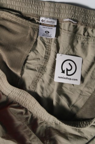 Pantaloni scurți de bărbați Columbia, Mărime XL, Culoare Verde, Preț 100,99 Lei