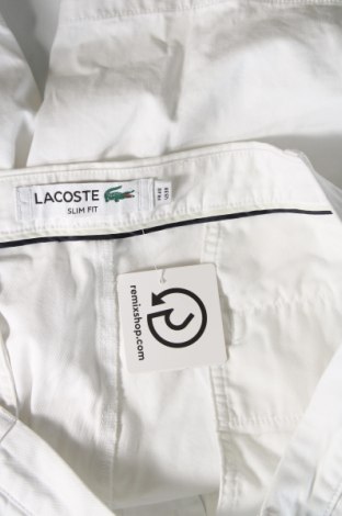 Pantaloni scurți de bărbați Lacoste, Mărime XL, Culoare Alb, Preț 360,77 Lei