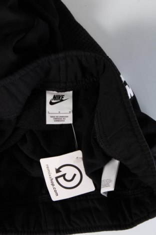 Pantaloni scurți de bărbați Nike, Mărime L, Culoare Negru, Preț 86,73 Lei