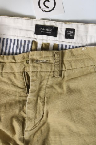 Herren Shorts Pull&Bear, Größe S, Farbe Grün, Preis 7,99 €