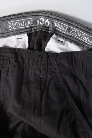 Pantaloni de bărbați, Mărime L, Culoare Gri, Preț 43,99 Lei