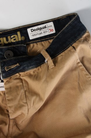 Pantaloni de bărbați Desigual, Mărime S, Culoare Bej, Preț 267,99 Lei