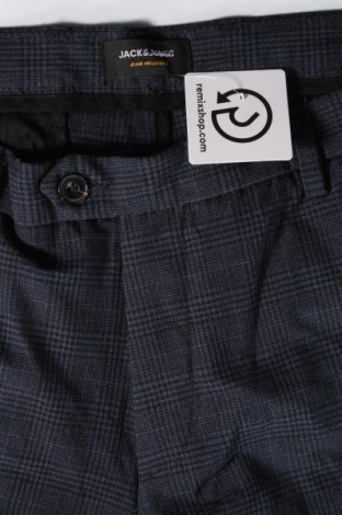 Pantaloni de bărbați Jack & Jones, Mărime XL, Culoare Albastru, Preț 60,99 Lei