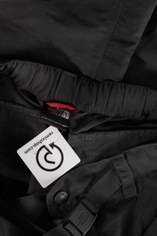 Мъжки панталон The North Face, Размер M, Цвят Сив, Цена 52,99 лв.