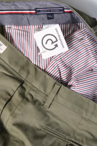 Pánske nohavice  Tommy Hilfiger, Veľkosť XL, Farba Zelená, Cena  50,75 €