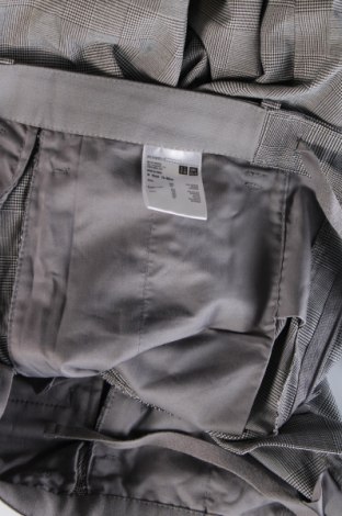 Herrenhose Uniqlo, Größe M, Farbe Grau, Preis 12,99 €