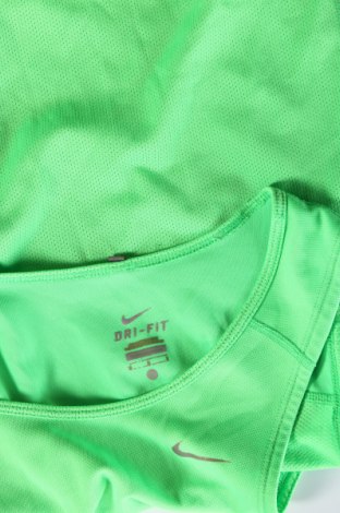 Maiou bărbătesc Nike, Mărime M, Culoare Verde, Preț 41,99 Lei