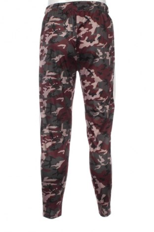 Pantaloni trening de bărbați SHEIN, Mărime M, Culoare Multicolor, Preț 48,99 Lei