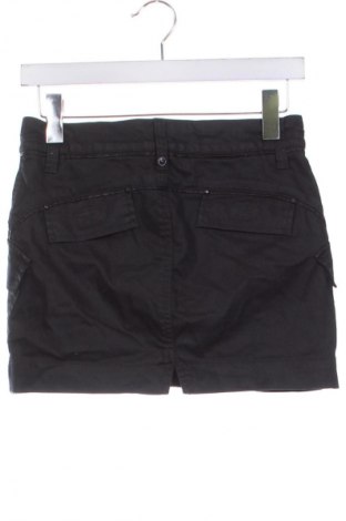 Fustă Capsize, Mărime XS, Culoare Negru, Preț 104,59 Lei