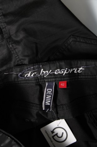 Пола Edc By Esprit, Размер L, Цвят Черен, Цена 16,99 лв.