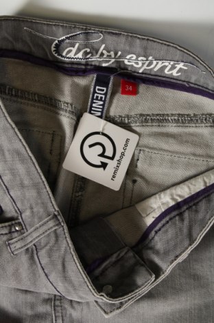 Пола Edc By Esprit, Размер S, Цвят Сив, Цена 41,29 лв.