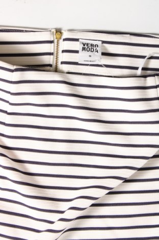 Φούστα Vero Moda, Μέγεθος M, Χρώμα Λευκό, Τιμή 5,99 €