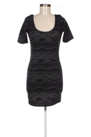 Kleid, Größe S, Farbe Schwarz, Preis € 8,49