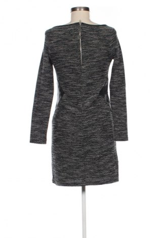 Kleid, Größe S, Farbe Mehrfarbig, Preis € 8,49