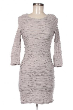 Kleid, Größe M, Farbe Beige, Preis € 8,49