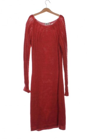 Kleid, Größe S, Farbe Rot, Preis € 7,99