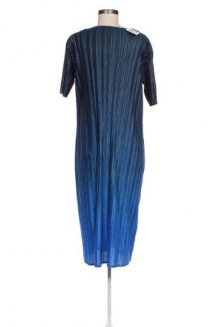 Kleid, Größe M, Farbe Blau, Preis 6,99 €