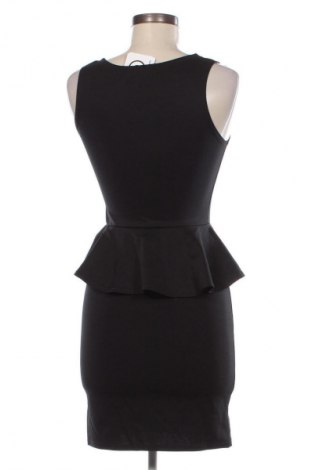 Kleid Ax Paris, Größe M, Farbe Schwarz, Preis 16,99 €