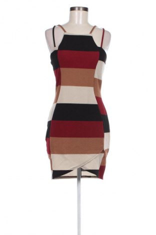 Kleid Ax Paris, Größe M, Farbe Mehrfarbig, Preis 21,99 €