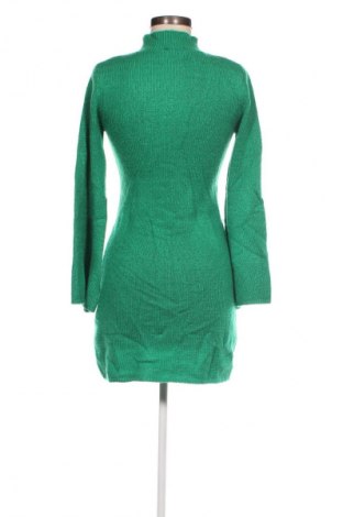 Kleid Bardot, Größe S, Farbe Grün, Preis 34,99 €