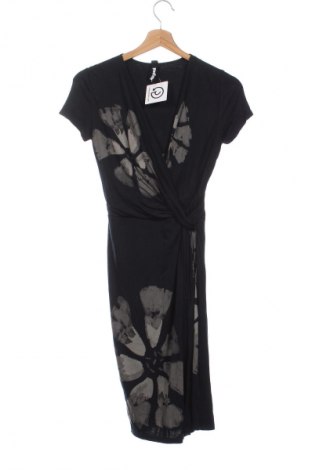 Rochie Desigual, Mărime XS, Culoare Albastru, Preț 146,99 Lei