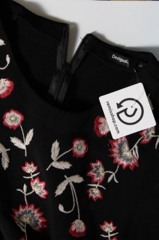 Φόρεμα Desigual, Μέγεθος XL, Χρώμα Μαύρο, Τιμή 30,99 €