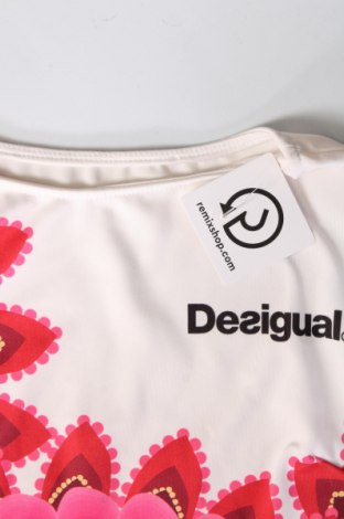 Рокля Desigual, Размер S, Цвят Многоцветен, Цена 57,99 лв.