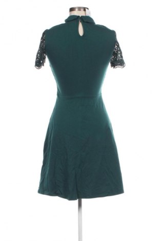 Kleid Dorothy Perkins, Größe S, Farbe Grün, Preis 12,99 €