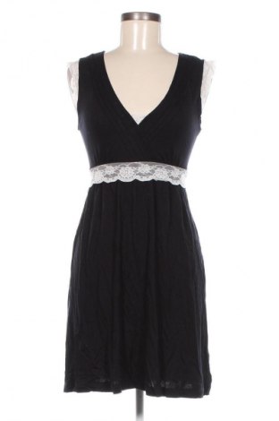 Kleid Edc By Esprit, Größe XS, Farbe Schwarz, Preis 16,99 €