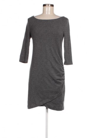 Kleid Edc By Esprit, Größe M, Farbe Grau, Preis € 13,99