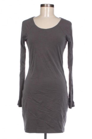 Kleid Edc By Esprit, Größe S, Farbe Grau, Preis 18,79 €