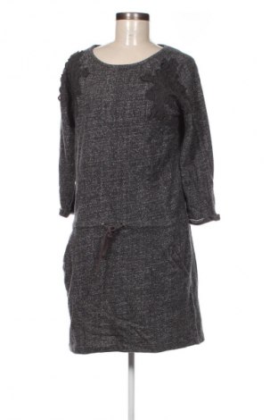 Kleid Edc By Esprit, Größe M, Farbe Grau, Preis € 13,99