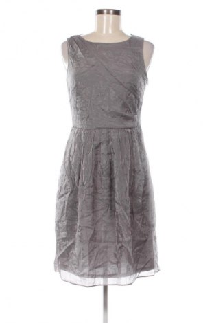 Kleid Esprit, Größe S, Farbe Grau, Preis € 16,99