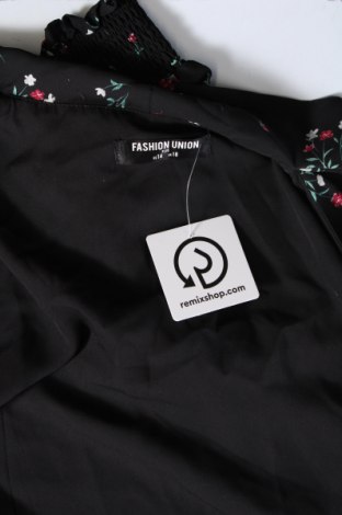 Рокля Fashion Union, Размер XL, Цвят Многоцветен, Цена 31,99 лв.