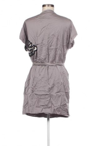 Kleid French Connection, Größe M, Farbe Grau, Preis 37,49 €