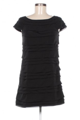 Kleid French Connection, Größe M, Farbe Schwarz, Preis 17,49 €