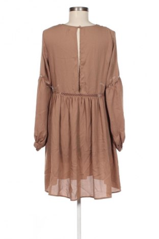 Kleid Glamorous, Größe M, Farbe Beige, Preis 13,99 €