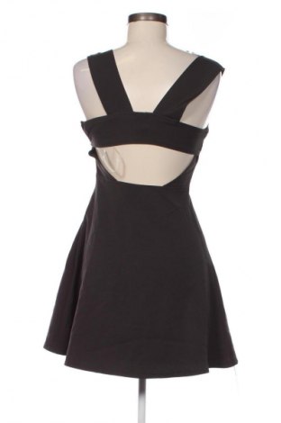 Kleid Glamorous, Größe S, Farbe Schwarz, Preis 21,99 €