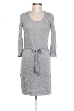 Kleid Guess, Größe S, Farbe Grau, Preis 26,99 €