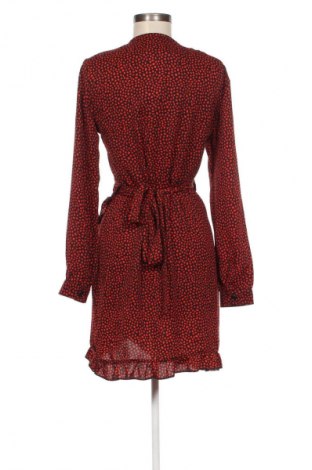 Kleid Guts & Gusto, Größe M, Farbe Rot, Preis 26,99 €