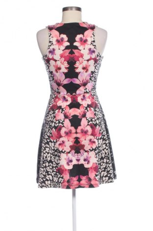 Rochie H&M, Mărime S, Culoare Multicolor, Preț 74,35 Lei