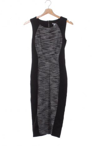 Rochie H&M, Mărime S, Culoare Negru, Preț 33,99 Lei