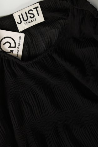 Kleid Just Female, Größe XS, Farbe Schwarz, Preis € 20,49