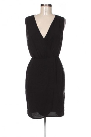 Kleid Just Female, Größe S, Farbe Schwarz, Preis 31,99 €