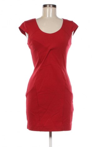 Kleid Kiomi, Größe S, Farbe Rot, Preis 13,99 €