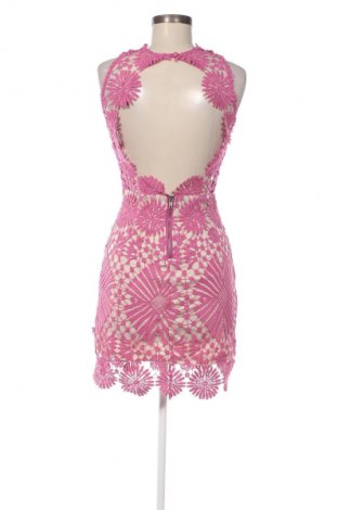 Kleid Love Triangle, Größe M, Farbe Rosa, Preis € 43,29