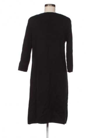 Rochie Maerz Muenchen, Mărime M, Culoare Negru, Preț 256,99 Lei