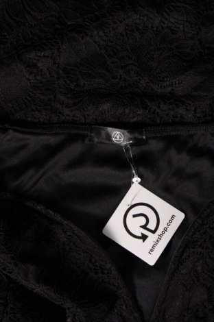 Šaty  Missguided, Velikost XS, Barva Černá, Cena  89,00 Kč